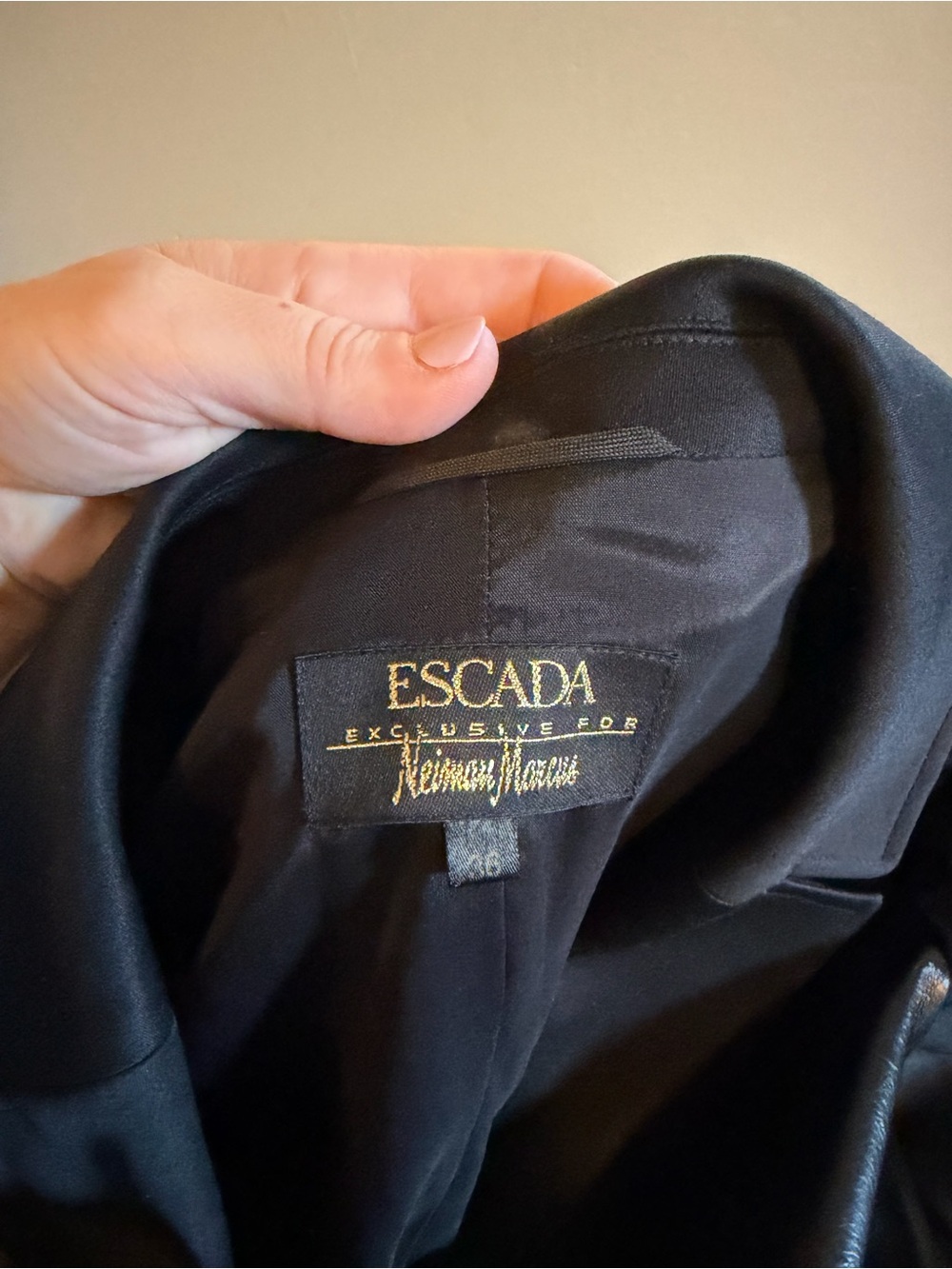 Escada For Neiman Marcus Vintage Wool and Faux Leather Blazer Jacket - Picture 10 of 10